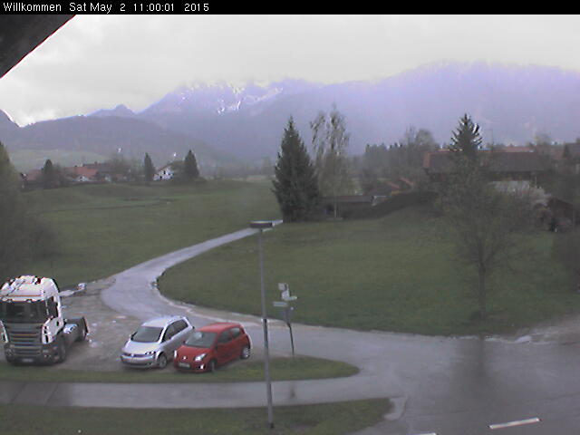 Blick von Pfronten-Kreuzegg (885m) auf den Breitenberg (1838m) und Aggenstein (1936m)